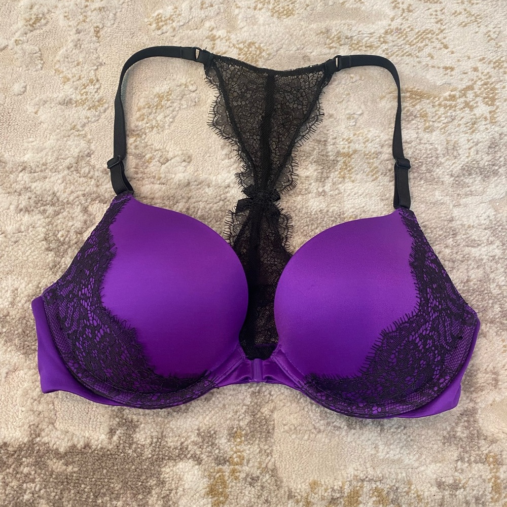 Victoria’s Secret 32C Satin Push Up Bra